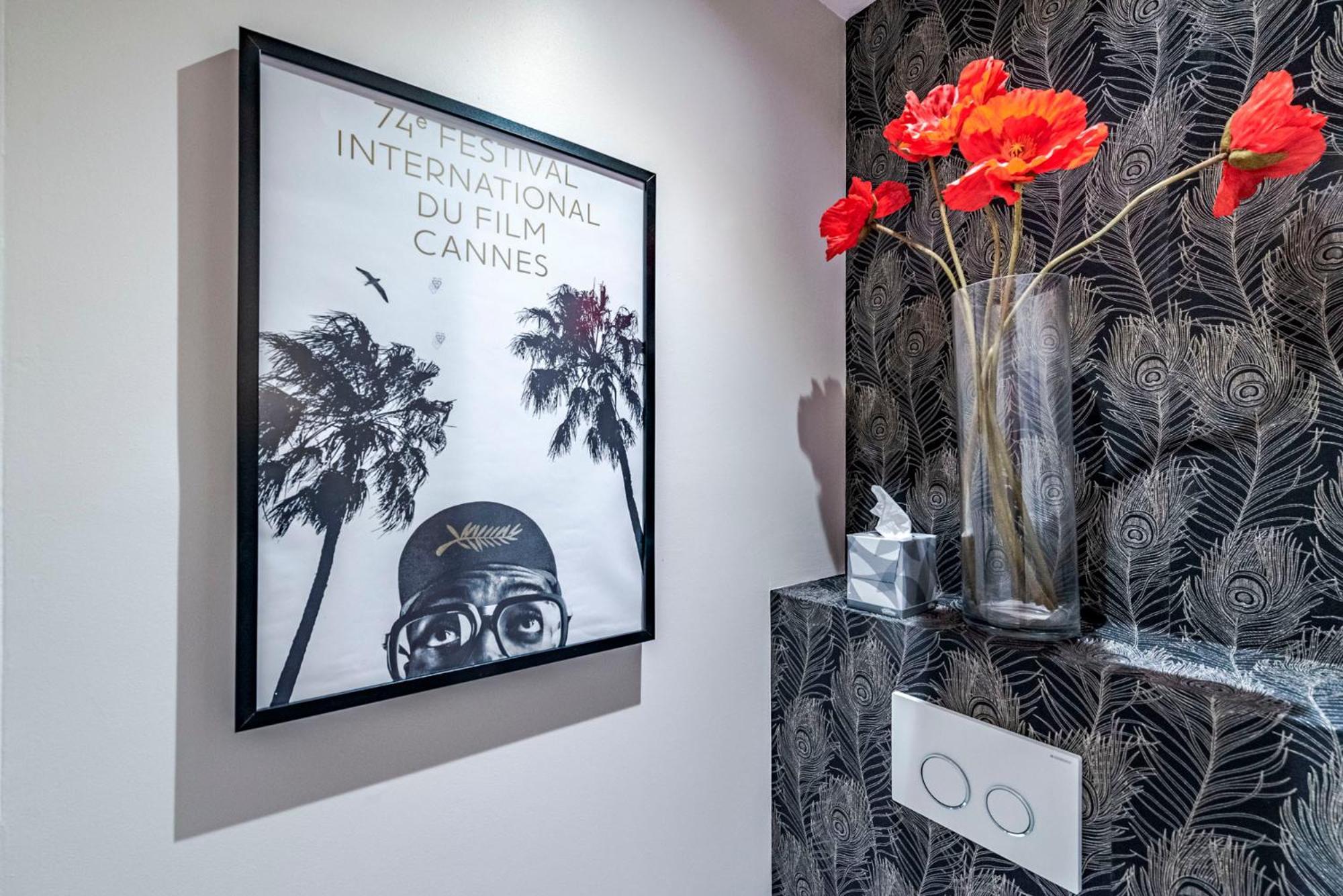 Luxury Family 2Br - Prime Location, Walk To Beach & Shopping, Sunny Balcony - Totolulu Cannes Hoche Esterno foto